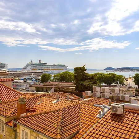 Olavia Rooftop Terrace & Seaview Appartement