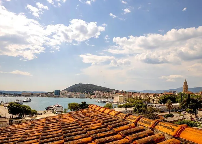 Olavia Rooftop Terrace & Seaview *